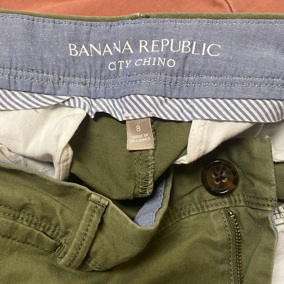 Four pairs of capris pants different brands - Picture 3 of 6